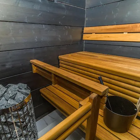 Q By Interhome Κούουσαμο